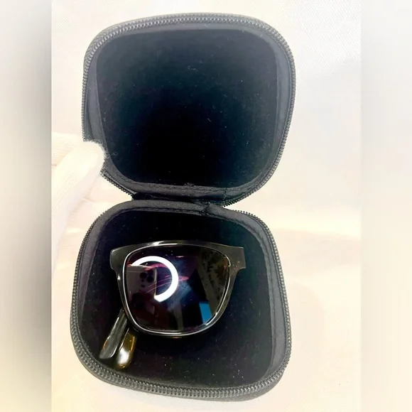 Burberry Fold Up B 4106 brown tortoise shell folding glasses with case. Burberry Fold Up B 4106 brown tortoise shell folding glasses  main image 2
